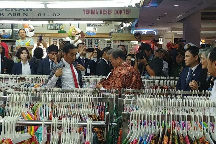 Batik Rp 100.000 yang Dibeli Jokowi dan Presiden Korsel Belum Dibayar