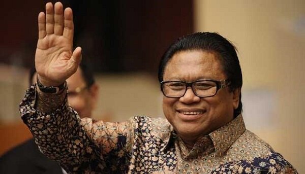 Krisdayanti dan Eks Panglima TNI Jadi Pengurus Hanura